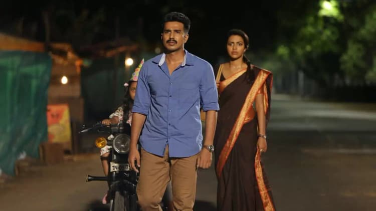 Raatchasan Poster