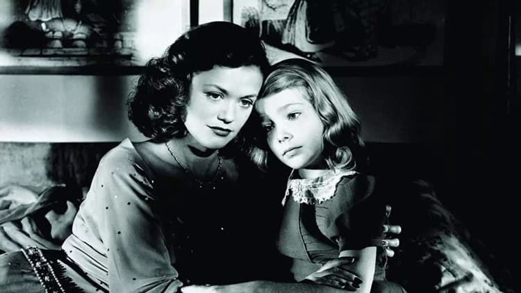 The Curse of the Cat People Poster