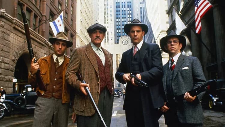 The Untouchables Poster