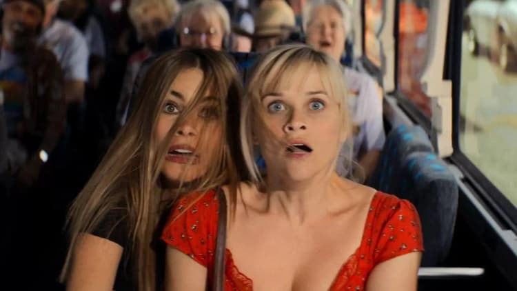 Hot Pursuit Poster
