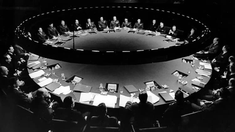 Dr. Strangelove or: How I Learned to Stop Worrying and Love the Bomb Poster