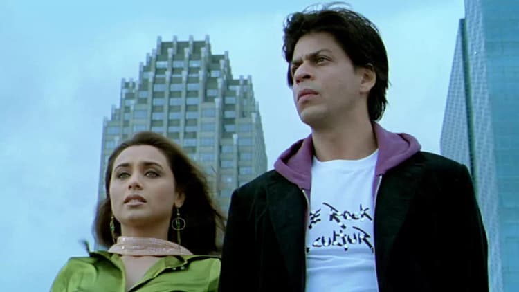 Kabhi Alvida Naa Kehna Poster