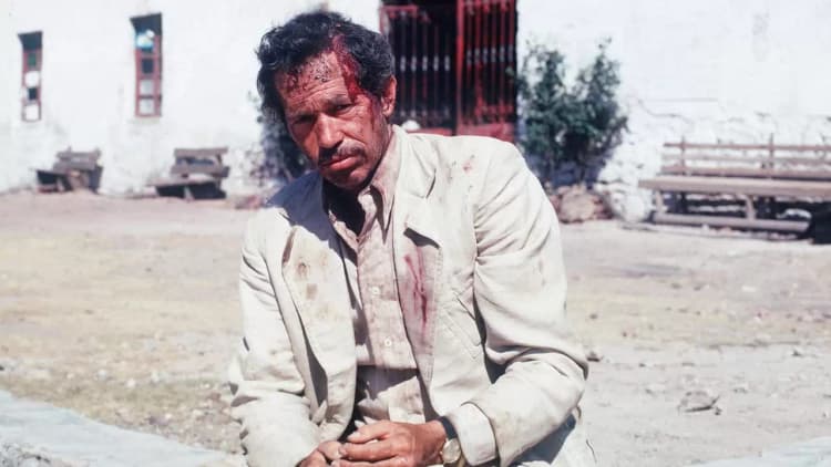 Bring Me the Head of Alfredo Garcia Poster