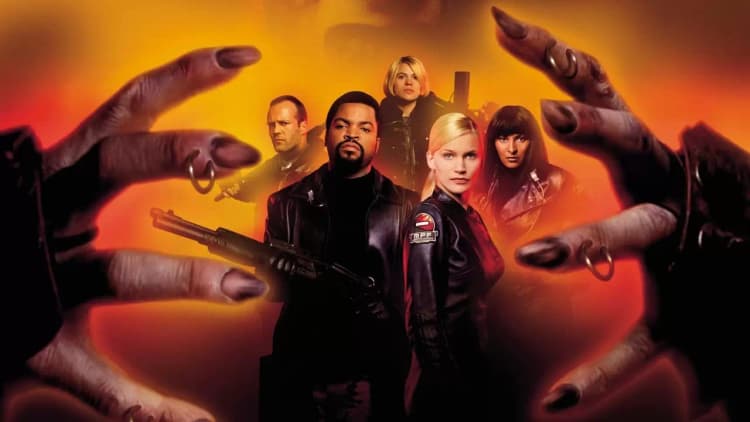 Ghosts of Mars Poster