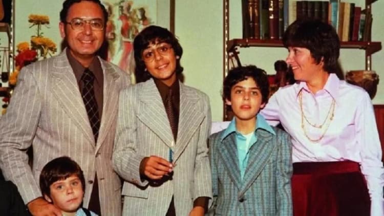 Capturing the Friedmans Poster