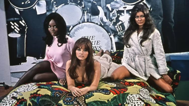 Beyond the Valley of the Dolls Poster