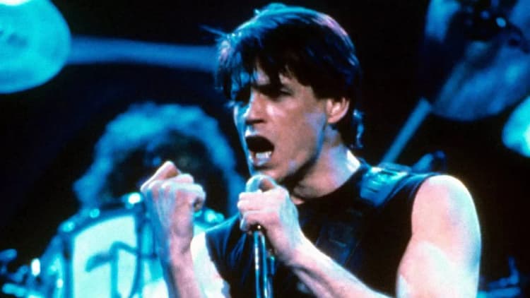 Eddie and the Cruisers II: Eddie Lives! Poster