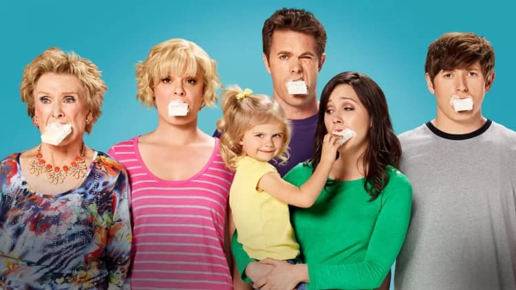 Raising Hope Poster