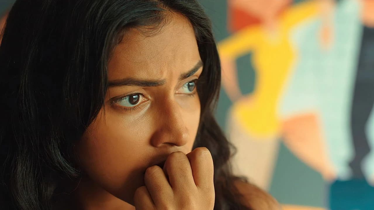 Aadai Backdrop