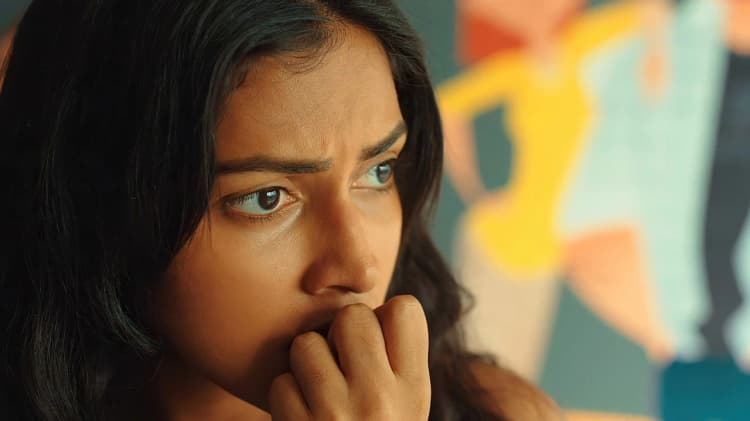 Aadai Poster