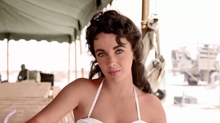 Elizabeth Taylor: The Lost Tapes Poster