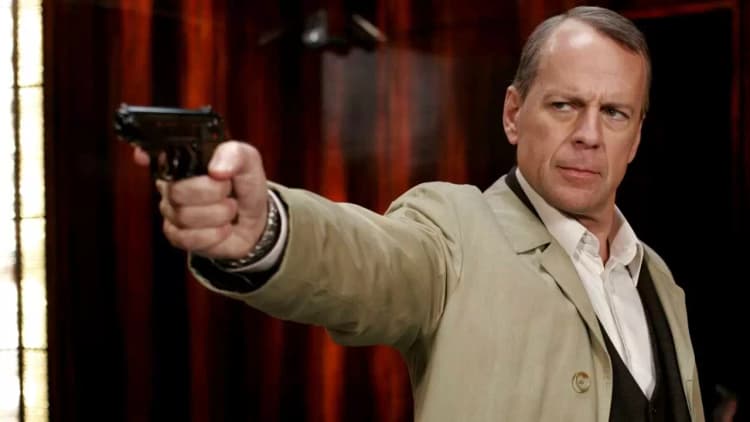 Lucky Number Slevin Poster