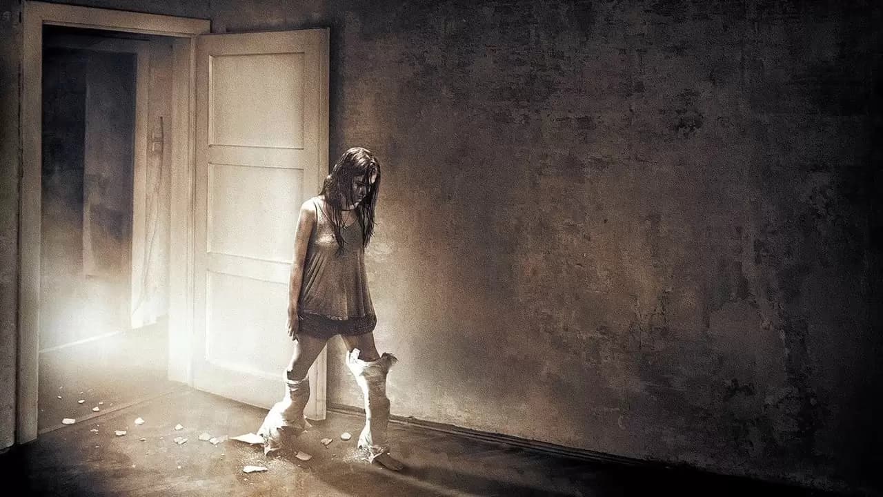 Insidious: Chapter 3 Backdrop