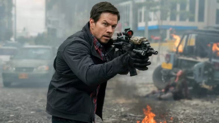 Mile 22 Poster