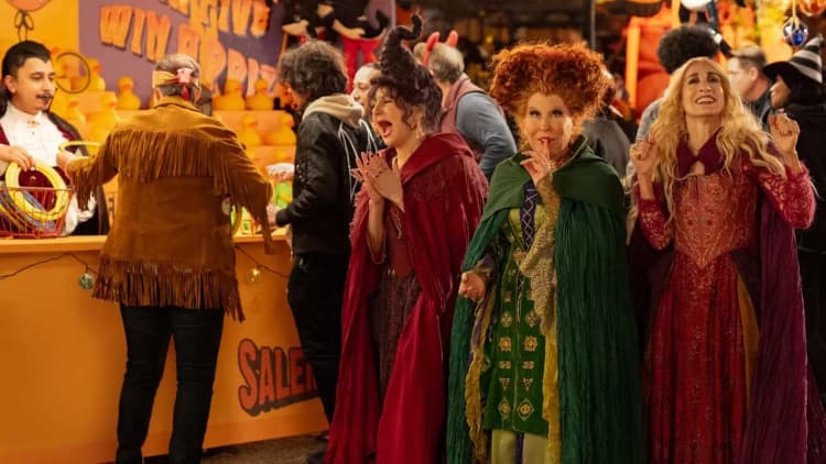 Hocus Pocus 2 Poster