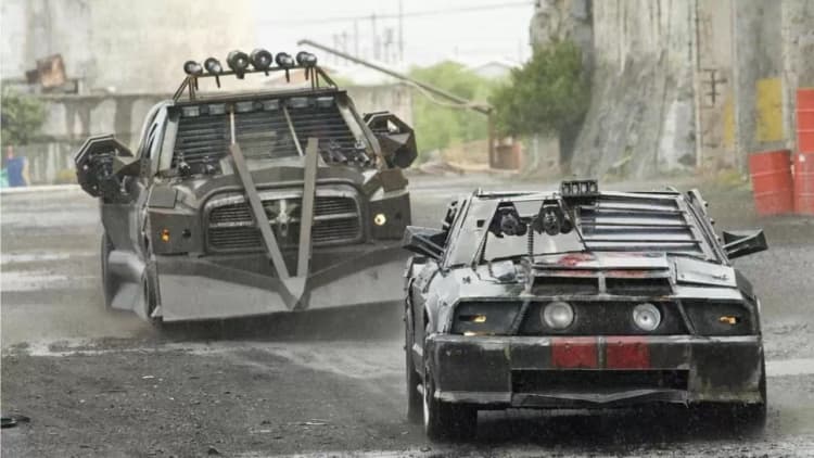 Death Race 2 Poster