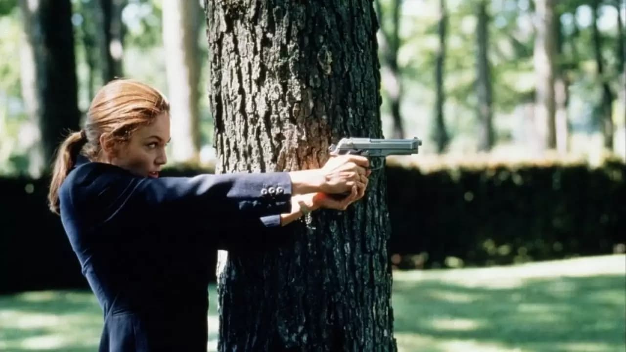 Murder at 1600 Backdrop