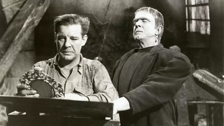 Frankenstein Meets the Wolf Man Poster
